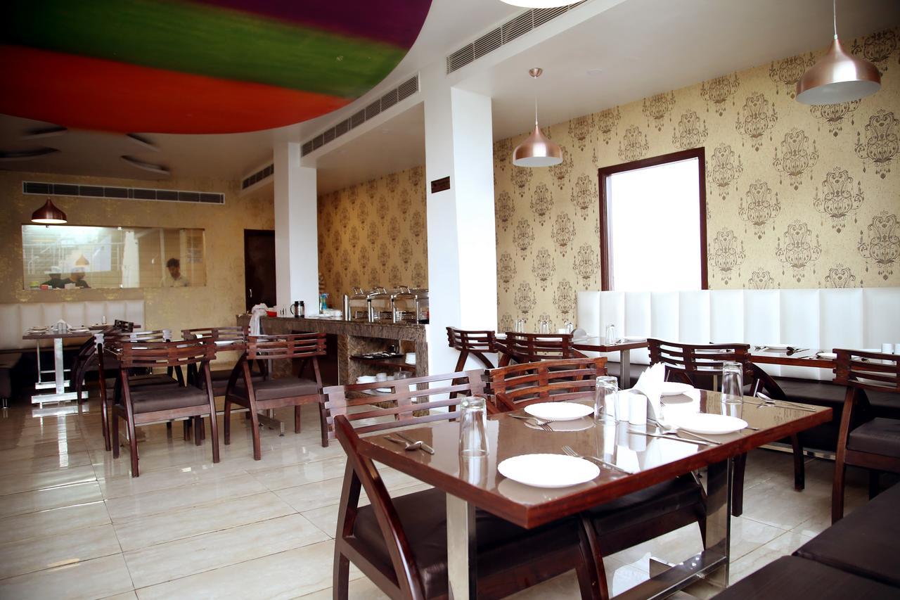 Sallow Royal Suites Амритсар Экстерьер фото